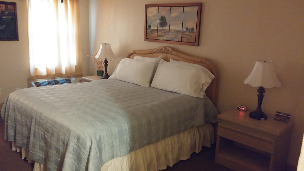 Kelinci Spa Bed & Breakfastロングビーチ エクステリア 写真